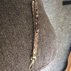 Michael kors wristlet strap